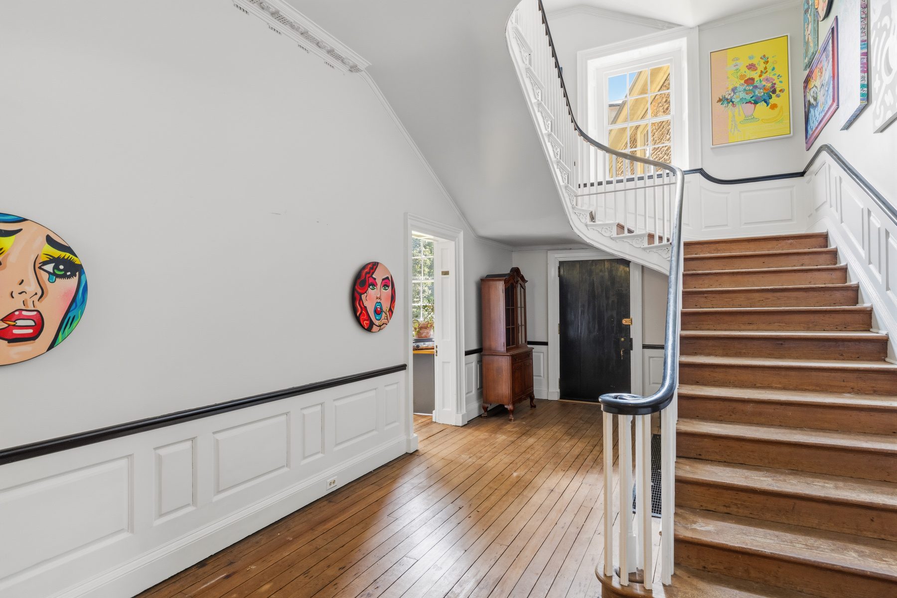 Grand Spiral Staircase